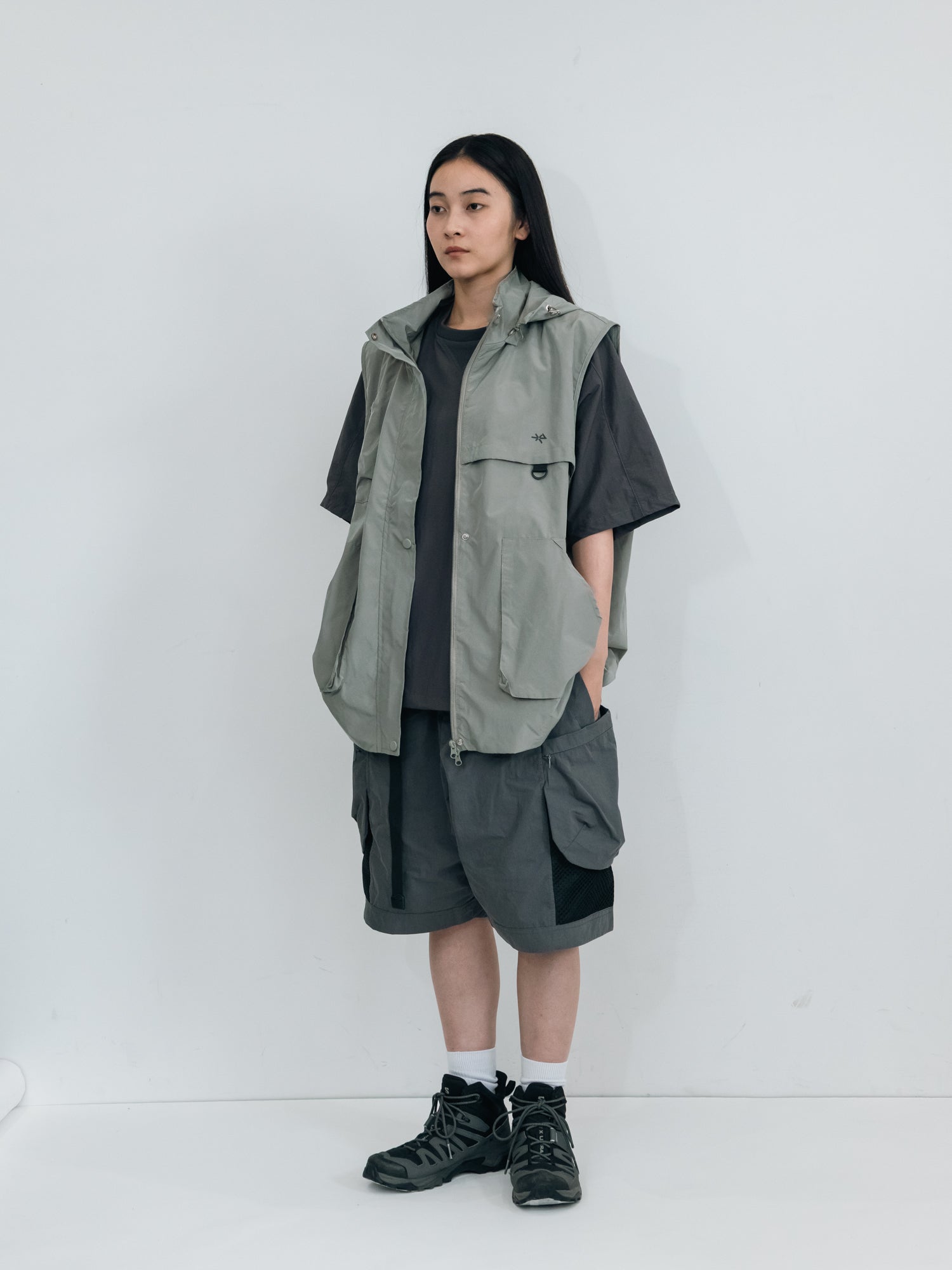 Detachable Hood Utility Vest