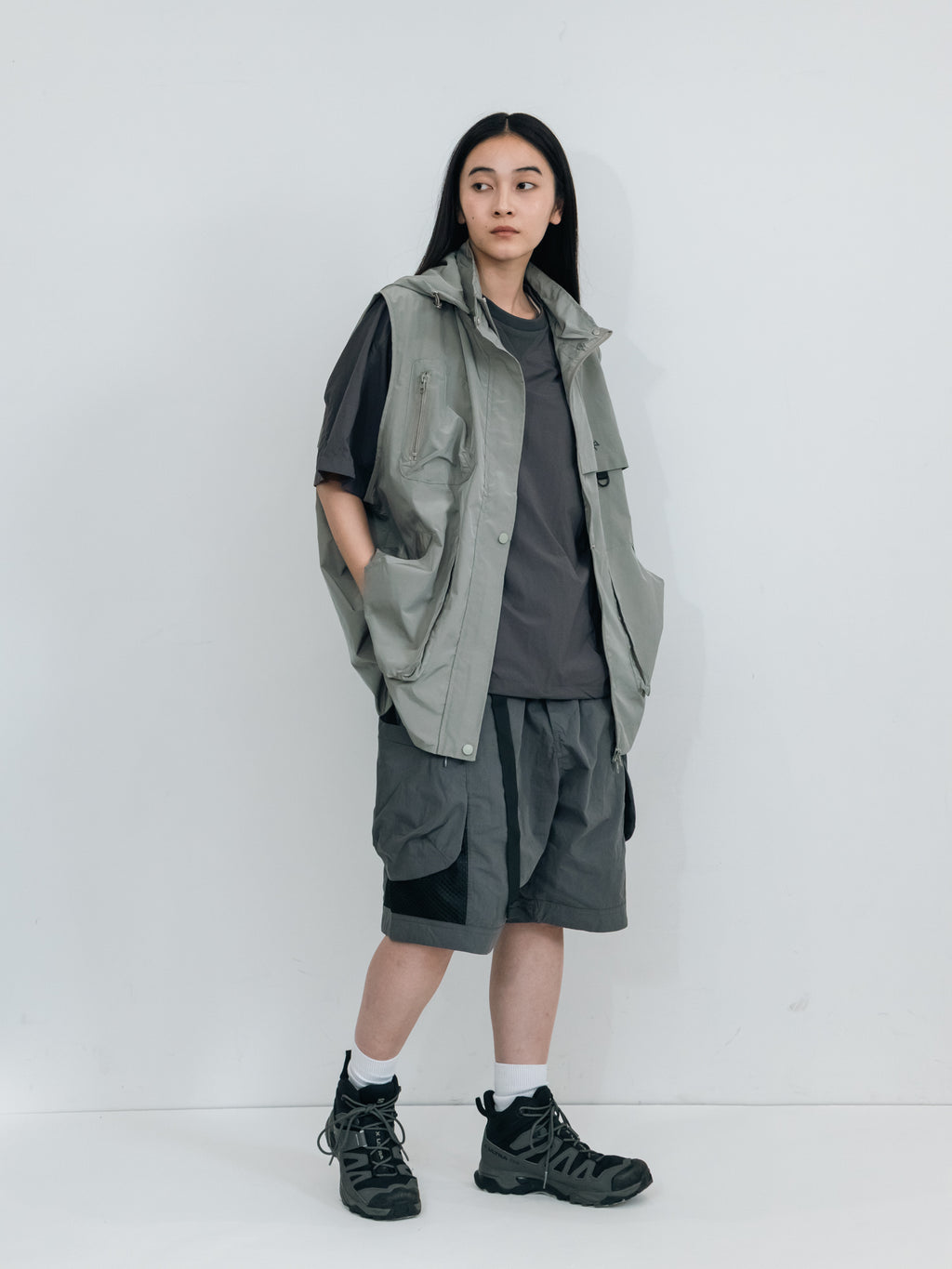 Detachable Hood Utility Vest