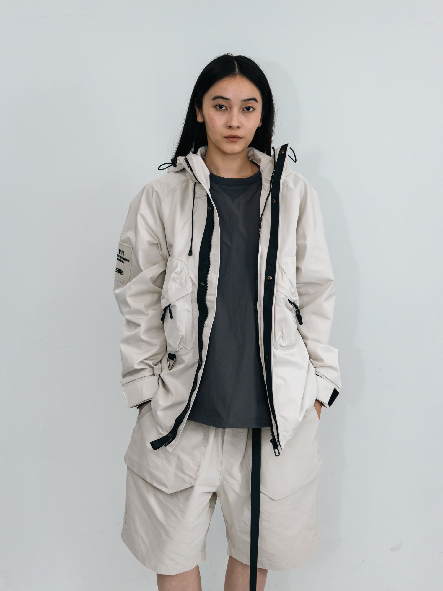 Drawstring spring nylon jacket