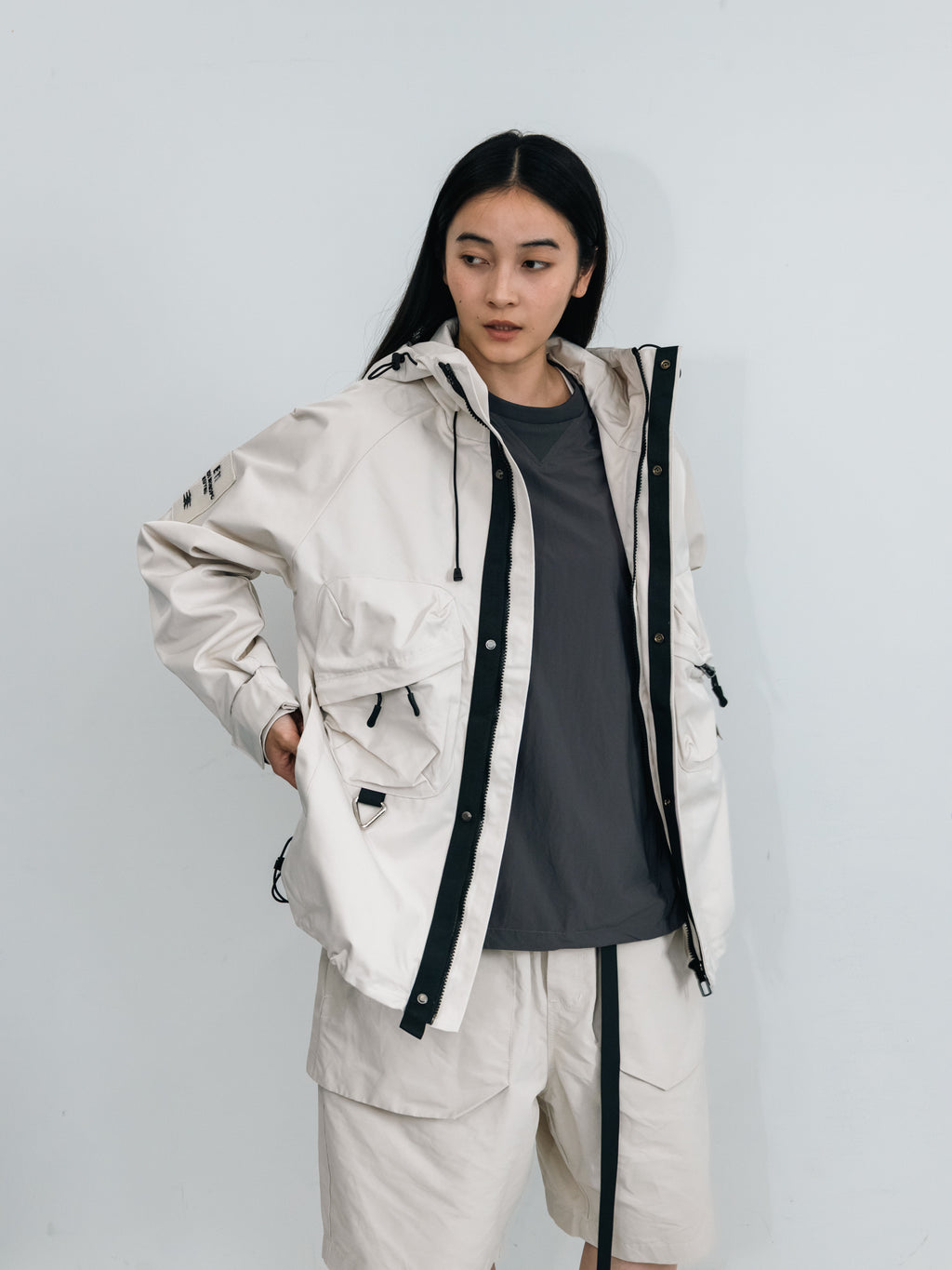 Drawstring spring nylon jacket