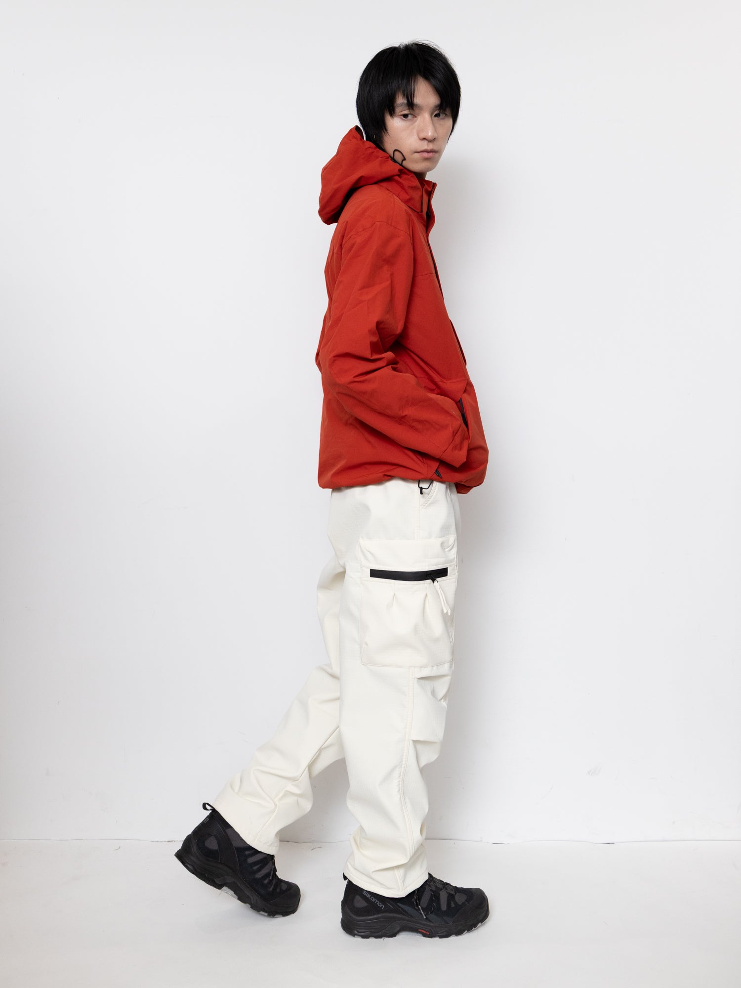 Minimal Hooded Wind Jacket