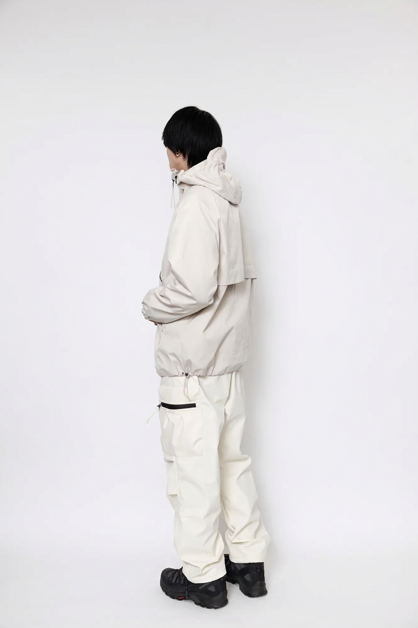 Compact Hooded Layer Jacket