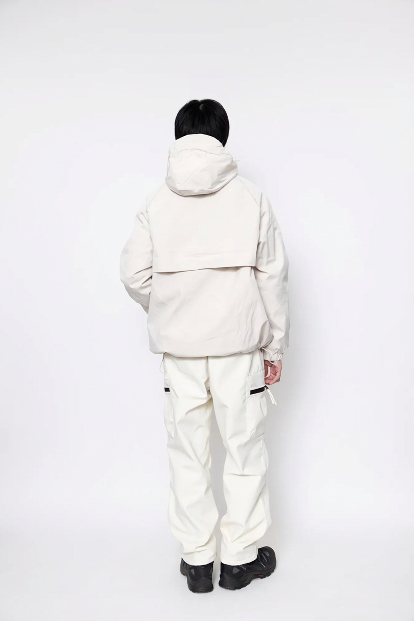 Compact Hooded Layer Jacket