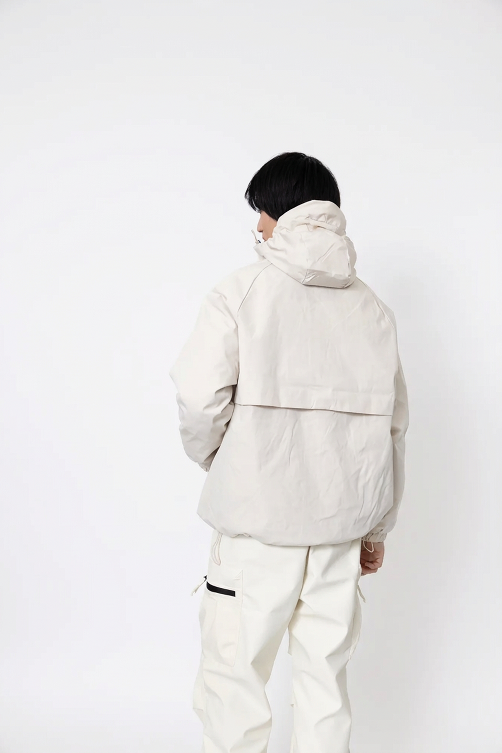 Compact Hooded Layer Jacket
