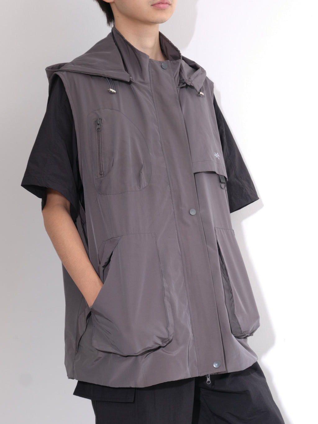 Detachable Hood Utility Vest