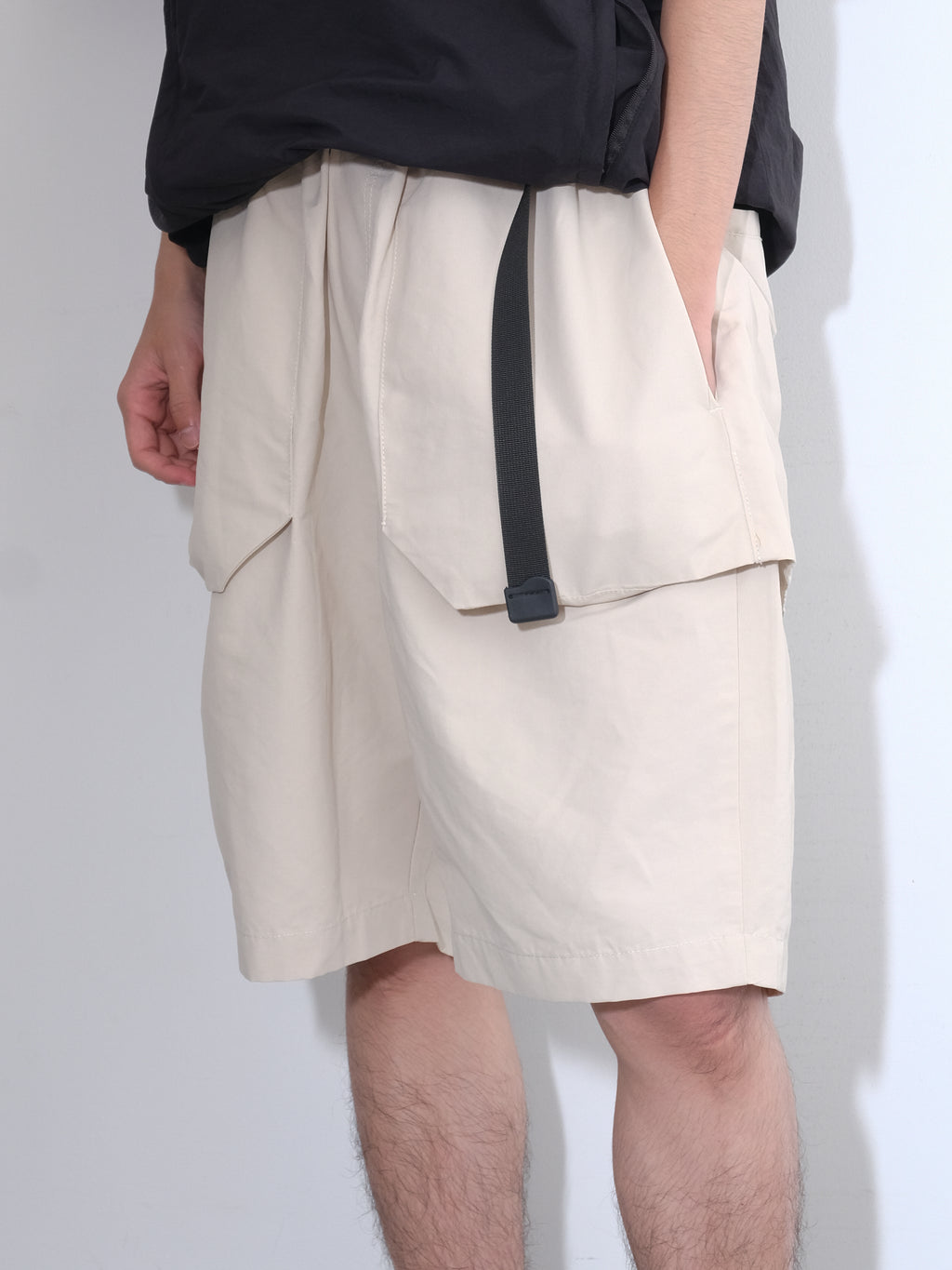 Belted Utility Shorts Pants