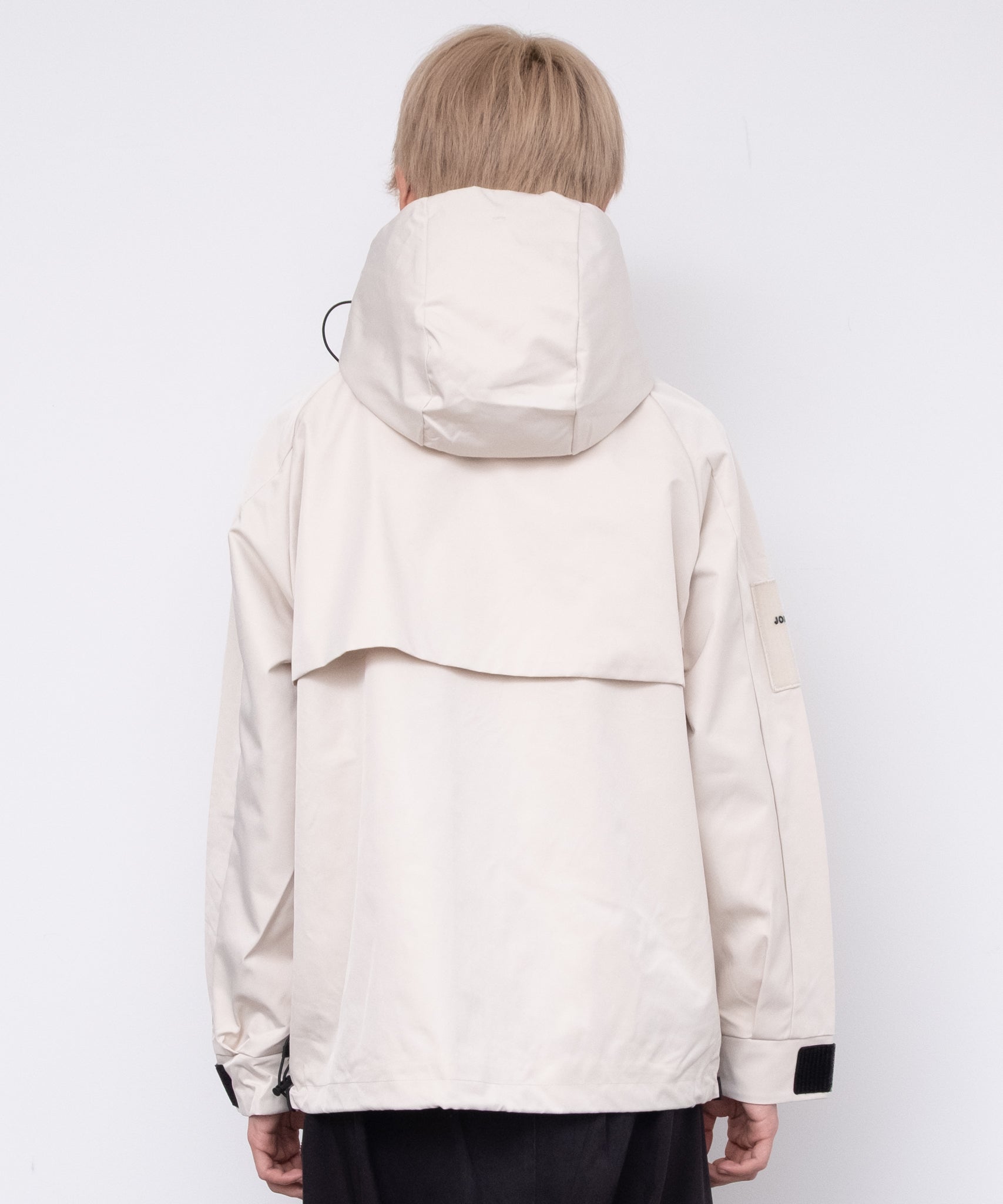 Drawstring spring nylon jacket