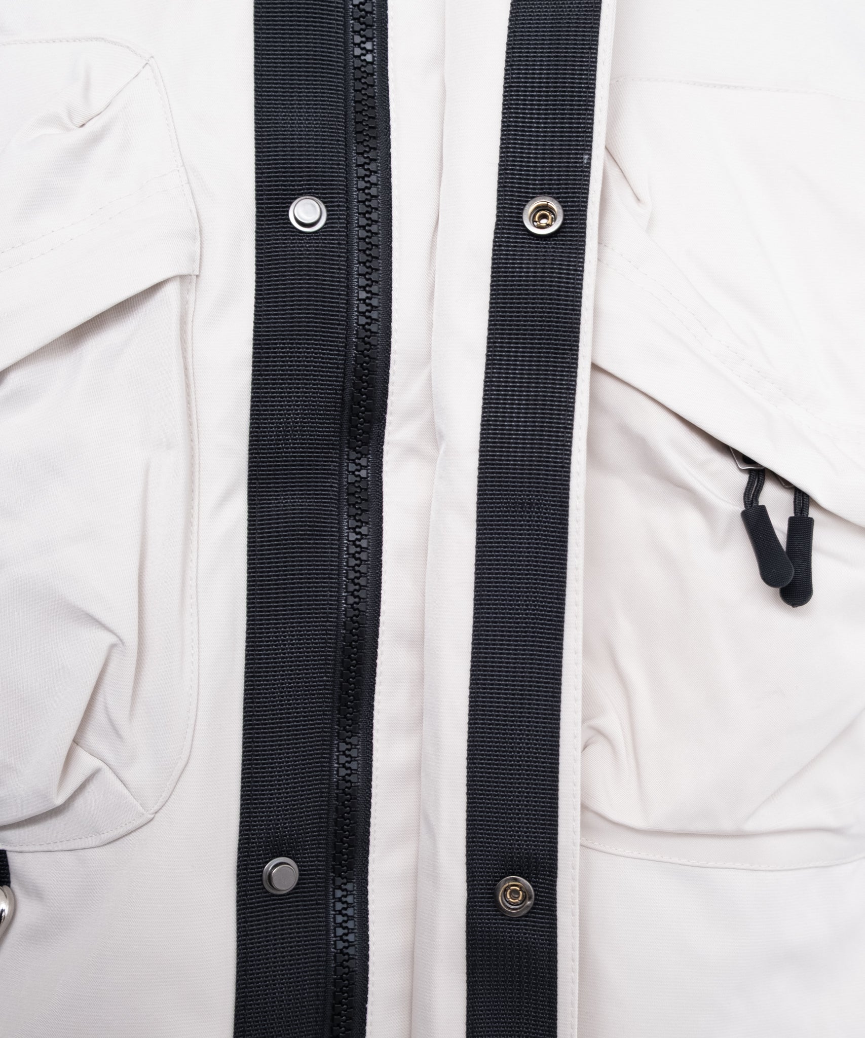 Drawstring spring nylon jacket