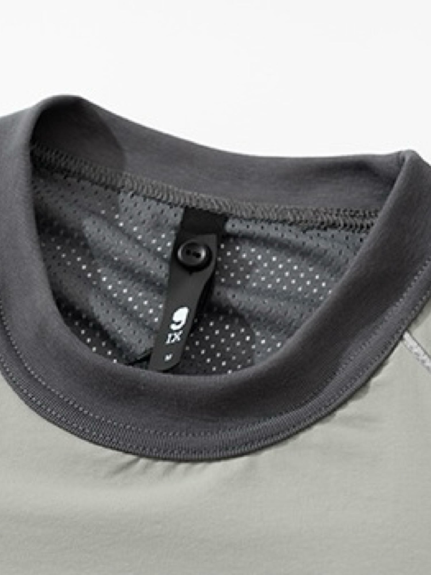 Mesh Panel Utility Half Sleeve