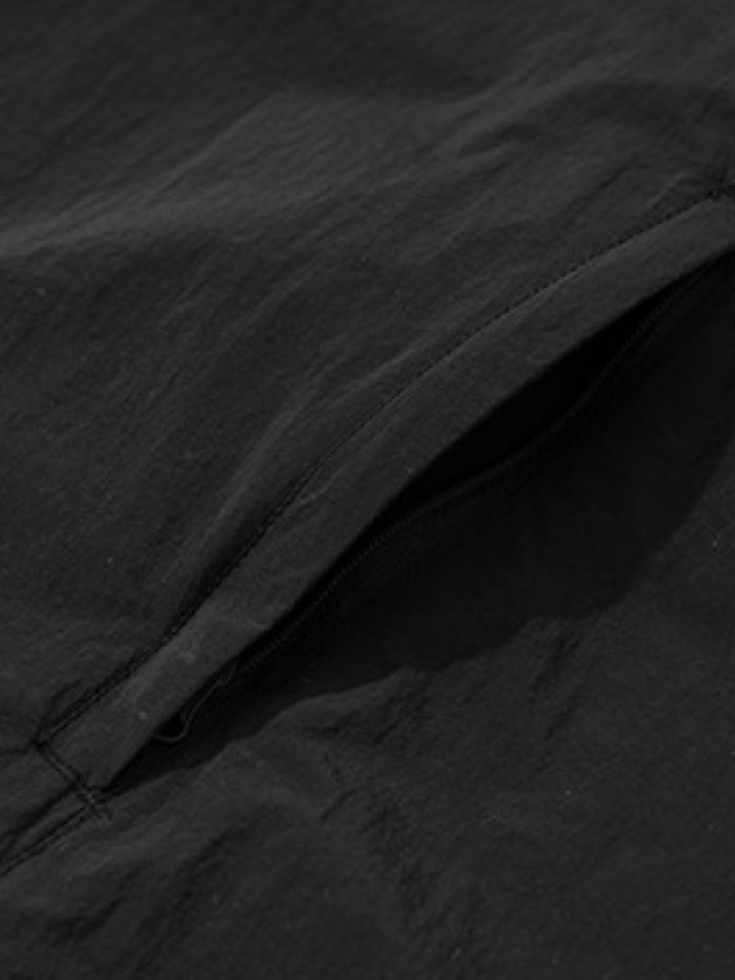 Minimal Dry Touch Pullover
